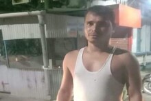 ১০ জনের প্রাণ বাঁচিয়ে হিরো মালবাজারের মানিক