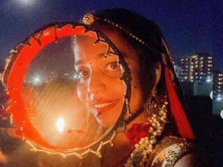 অফিশিয়াল ইনস্টাগ্রাম হ্যান্ডলে তিনি তাঁর ব্রত পালনের ছবিও শেয়ার করেছেন