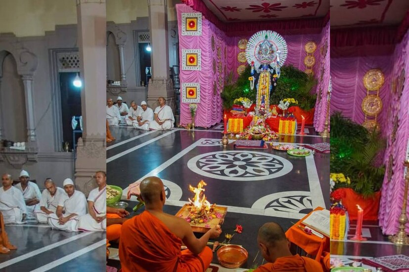 দীপান্বিতা অমাবস্যায় রীতি নীতি ও ঐতিহ্য অনুসারে বেলুড় মঠে উদযাপিত হল কালীপুজো৷