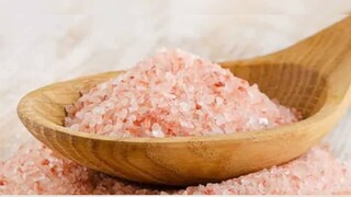 গোলাপি নুনে পাওয়া যায় ৮৪ রকমের খনিজ এবং স্ট্রেস উপশমকারী উপাদান গোলাপি নুনে পাওয়া যায় ৮৪ রকমের খনিজ এবং স্ট্রেস উপশমকারী উপাদান