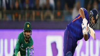 পাকিস্তানের বিরুদ্ধে পন্থকেই বাজি ধরছেন রায়না