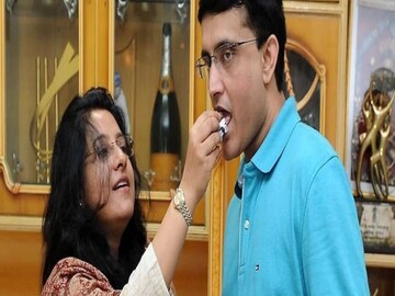 বিজয়ার শুভেচ্ছা সৌরভের 
File Photo 
