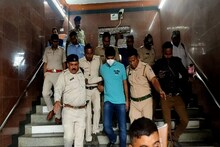 সব চেষ্টা ব্যর্থ, পুলিশি প্রহরায় দিল্লি গেলেন সায়গল! আরও চাপে অনুব্রত