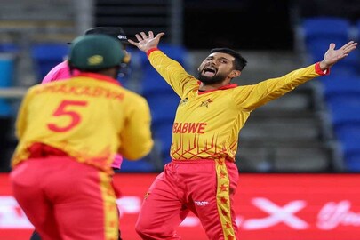 পাকিস্তানের বিরুদ্ধে নায়ক রাজা