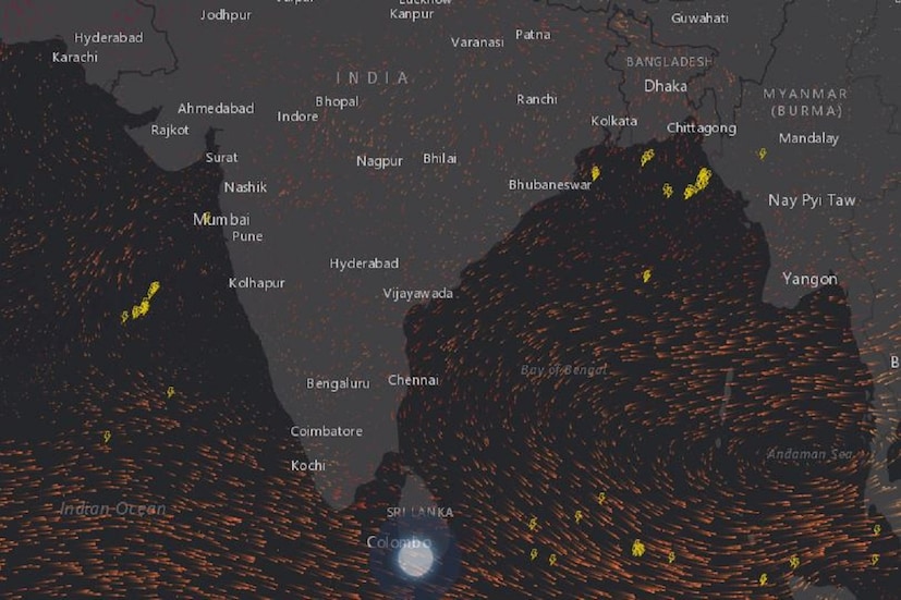 আইএমডি-র ভুবনেশ্বর শাখা থেকে জারি করা এক বিবৃতিতে জানানো হয়েছে সাইক্লোনিক সার্কুলেশন তৈরি হয়েছে দক্ষিণ আন্দামান সাগরে আর এটা উত্তর আন্দামান সাগরের দিকে সোমবার থেকে এগোতে শুরু করেছে৷