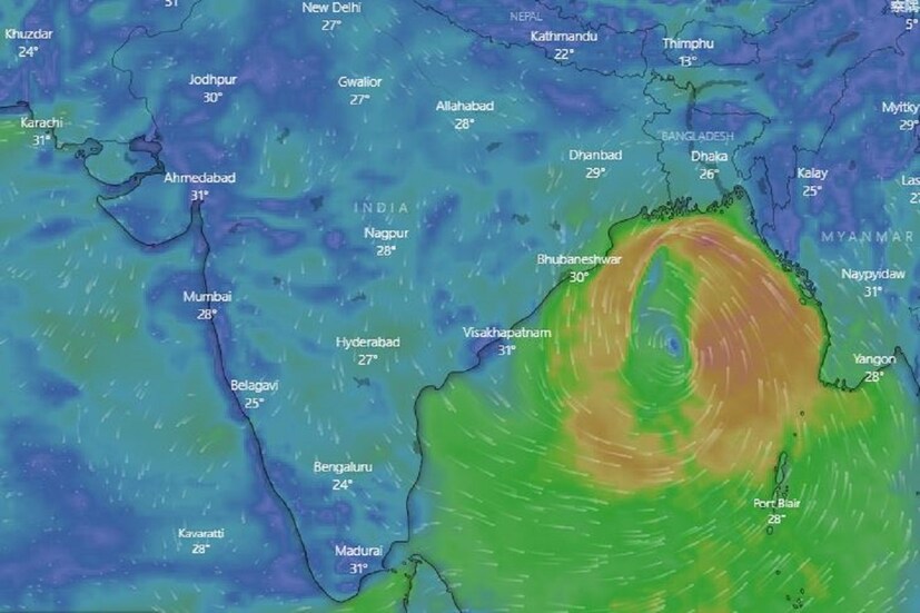 মৌসম বিভাগ অনুযায়ী ওয়েদার সিস্টেম পশ্চিম উত্তর পশ্চিমের দিকে এগোচ্ছে৷ শনিবার দক্ষিণ পূর্ব এবং তার সংলগ্ন পূর্ব মধ্য বঙ্গোপসাগরের খাঁড়িতে একটি ডিপ্রেশনে পরিণত হবে৷ যা উত্তর পশ্চিম দিকে এগোবে৷ রবিবার পূর্ব মধ্য এবং তার সংলগ্ন দক্ষিণ পূর্ব বঙ্গোপসাগরের খাঁড়িতে একটি নিম্নচাপ ক্ষেত্রে পরিণত হতে পারে৷ Photo - Windy/ satellite images