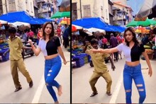 সুস্মিতার 'দিলবর' গানে রাস্তায় উদ্দাম নাচ তরুণীর! সঙ্গে কোমর দোলালেন অটোচালক