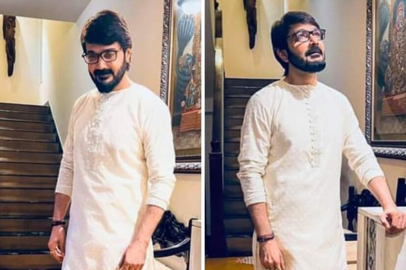 প্রসেনজিৎ চট্টোপাধ্যায়ের বাড়িতে লক্ষ্মী আরাধনার ছবি। সাদা পাজামা পাঞ্জাবীতে সেজে উঠেছেন টলিউডের সুপারস্টার।