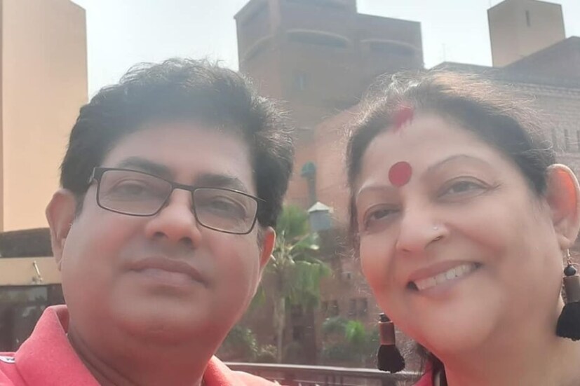 জীবনের ওঠাপড়ার মাঝেই এগিয়েছে শঙ্কর-সোনালির দাম্পত্যের সাম্পান৷