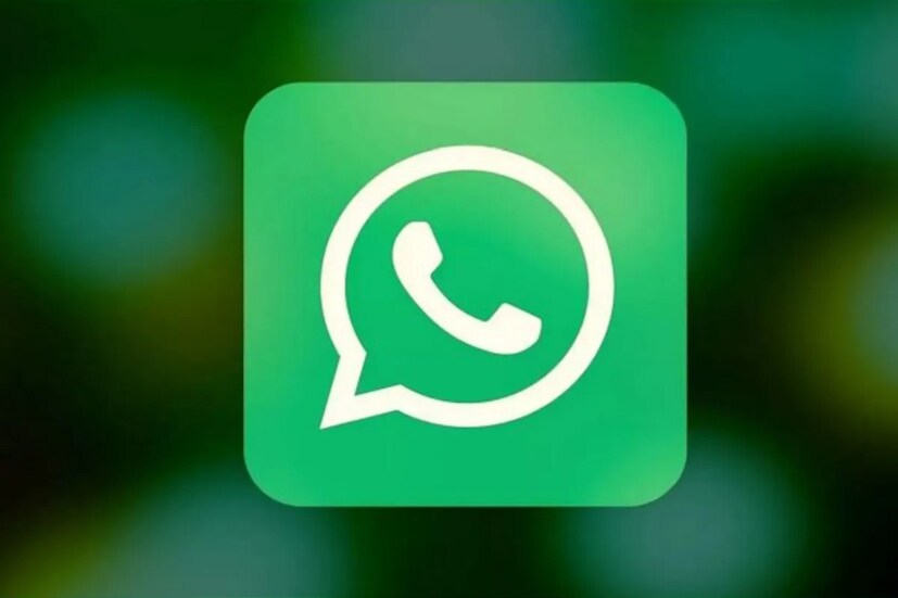 WhatsApp তাদের নতুন ডকুমেন্ট ক্যাপশন ফিচার নিয়ে পরীক্ষা-নিরীক্ষা করছে। এই ফিচারের মাধ্যমে WhatsApp এর ইউজাররা চ্যাটিং-এর সময় খুব তাড়াতাড়ি শেয়ার করা ফাইলের ক্যাপশন দেখতে পাবেন। WhatsApp অ্যান্ড্রয়েড এবং আইওএস ইউজারদের জন্য বেশ কয়েকটি ফিচার বিটা ভার্সনে পরীক্ষা-নিরীক্ষা করছে। 