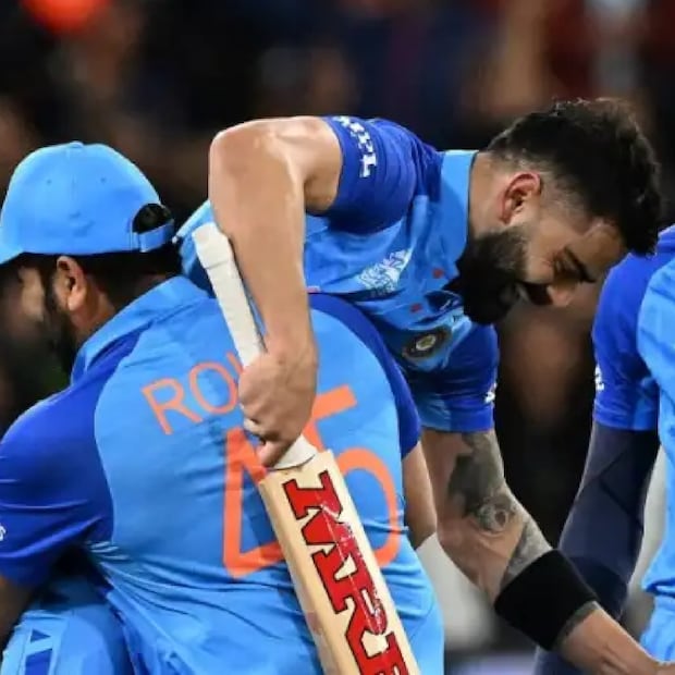 সেমিফাইনালে গ্রুপ এ-তে শীর্ষে থাকা দলের বিরুদ্ধে খেলবে বি গ্রুপের ২ নম্বরে থাকা দল। ফলে কোনওভাবেই সেমিতে ভারত-পাক ম্যাচ হবে না।