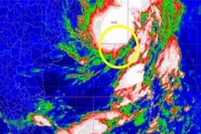 100 কিমি বেগে দমকা হাওয়া! কলকাতাতে ভারী বৃষ্টি! ঘূর্ণিঝড় সিত্রাং তাণ্ডব দুপুরেই