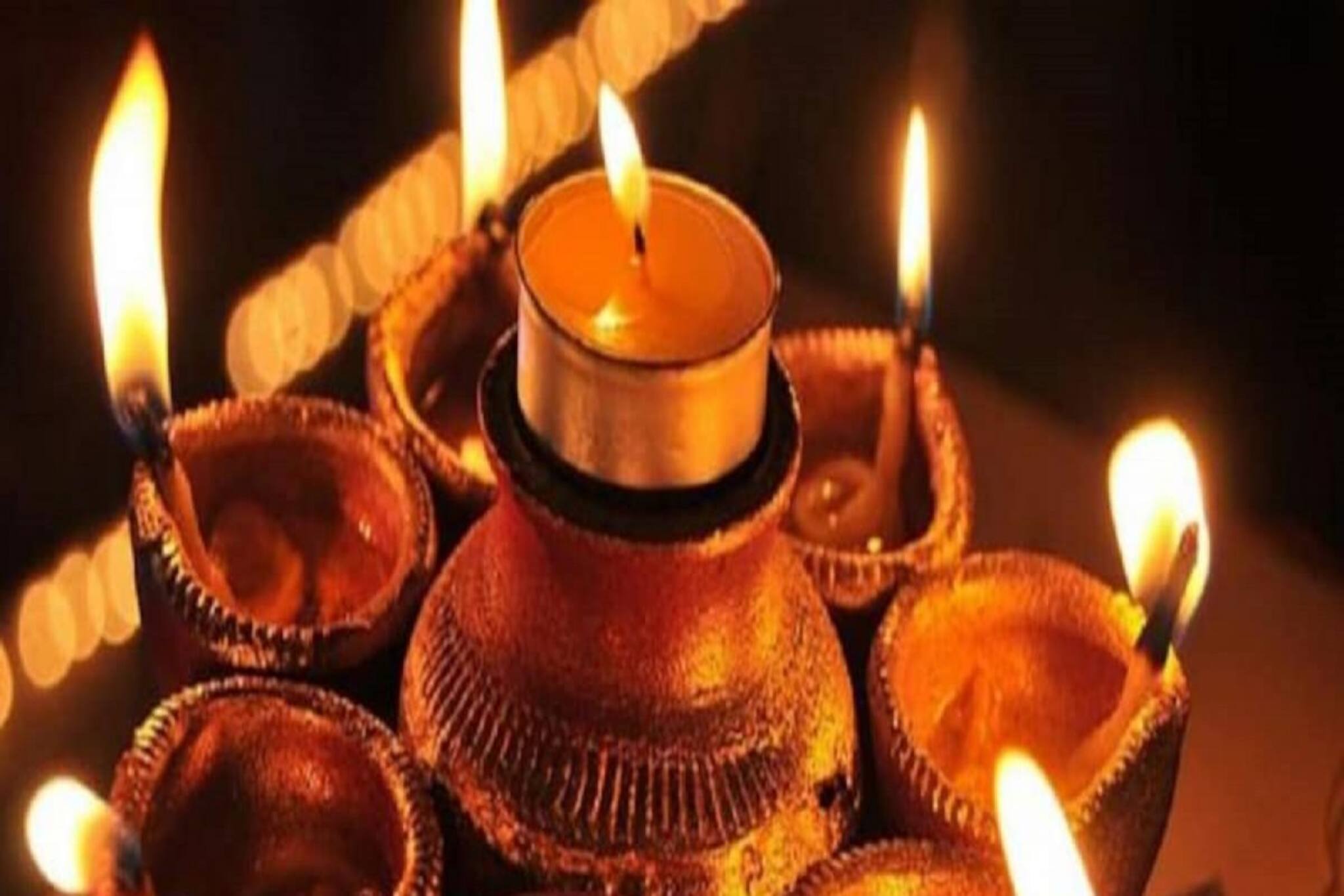 চাকরিতে বিরাট পদ-প্রচুর টাকা, আটকে থাকা কাজ সম্পন্ন, দীপাবলিতে মালামাল ৬ রাশি