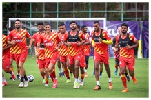 আইএসএলের বোধনে নামছে ইস্টবেঙ্গল, ভাগ্য় বদলাতে কতটা প্রস্তুত কনস্টেনটাইনের দল আইএসএলের বোধনে নামছে ইস্টবেঙ্গল, ভাগ্য় বদলাতে কতটা প্রস্তুত কনস্টেনটাইনের দল