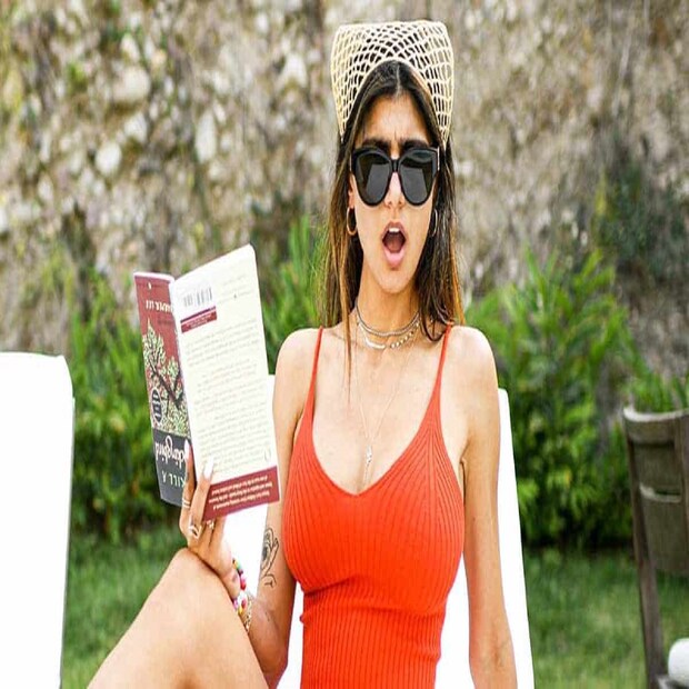 একনজরে দেখে নেওয়া যাক মিয়া খলিফার সম্ভারে ঠিক কোন কোন কার আছে? ফাইল ছবি ৷