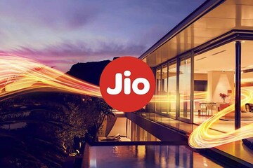 Jio-র দিওয়ালি অফার: ৬৫০০ টাকার বেনিফিট এবং JioFiber সেট টপ বক্স বিনামূল্যে