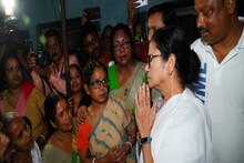 কীভাবে রক্ষা পেয়েছিলেন তারা, সেদিনের ঘটনা শোনালেন মুখ্যমন্ত্রীকে