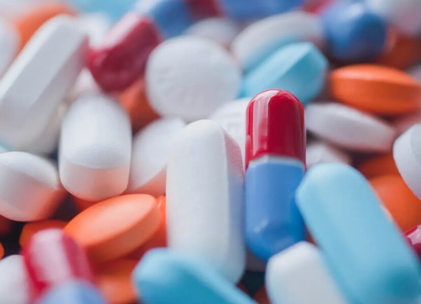 গোটা প্রক্রিয়াটি মসৃণভাবে সম্পন্ন করতে বারকোড প্রদানকারী হিসেবে একটি কেন্দ্রীয় ডাটাবেস এজেন্সি স্থাপন করা হবে। সূত্র মারফত খবর, এটি বাস্তবায়নে কয়েক সপ্তাহ লাগতে পারে। ফার্মা শিল্পের সঙ্গে যুক্ত বিশেষজ্ঞরা বলছেন, এতে খরচ ৩ থেকে ৪ শতাংশ বাড়বে।