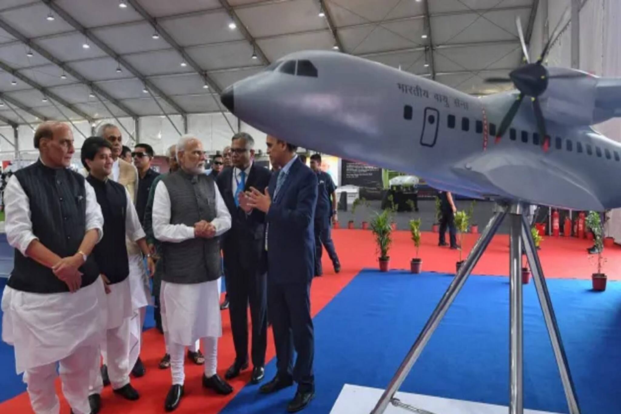 গুজরাতে ২২ হাজার কোটির বিমান কারখানা বানাবে এয়ারবাস ও টাটা