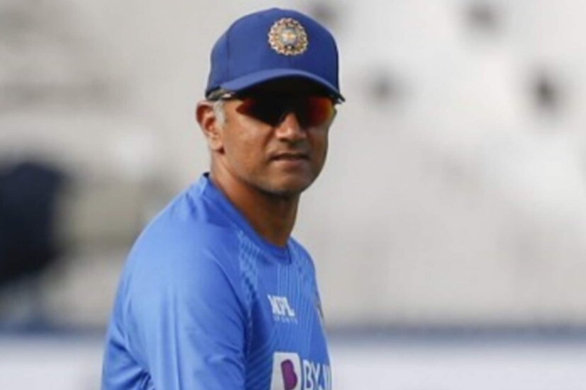 রাহুল দ্রাবিড় জানিয়েছেন,&quot;বৃহস্পতিবার থেকে অবস্থা অনেকটা স্থিতিশীল। এটা একটা ইতিবাচক দিক। এখনই ওর ছিটকে যাওয়ার মতো পরিস্থিতি তৈরি হয়নি। আমরা আরও অপেক্ষা করতে চাই। তারপরই চূড়ান্ত সিদ্ধান্ত নেওয়া হবে।&quot;