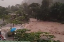 মাল নদীতে বারবার হড়পা বান কেন? চিন্তায় প্রশাসন