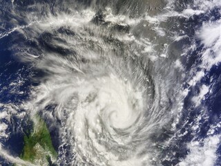 বঙ্গোপসাগরে ক্রান্তীয় ঘূর্ণিঝড় Cyclone Alert 