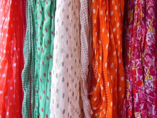 Fashion Tips: how to make shrug from old dupatta