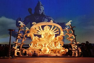সুরুচির ঠাকুর দেখুন ঘরে বসেই