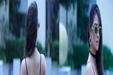 কখনও বিকিনি কখনও ডিপনেক পোশাকে বোল্ড নায়িকা কাঁপান সোশ্যাল মিডিয়া!