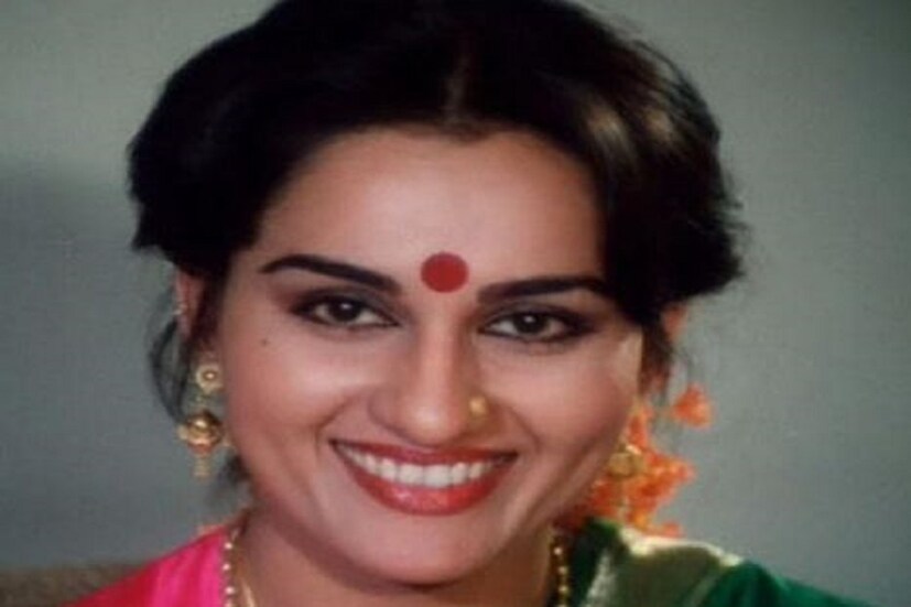 Reena Roy: রীণা রায় নামেই তিনি পরিচিত ছিলেন ৷ কিন্তু তাঁ আসল নাম সায়রা আলি ৷ সিনেমার আঙ্গিক থেকে এই নাম সঠিক ছিলনা বলেই সায়রা আলি নাম বদলে রীণা রায় রাখা হয় ৷ ৷ ফাইল ছবি ৷