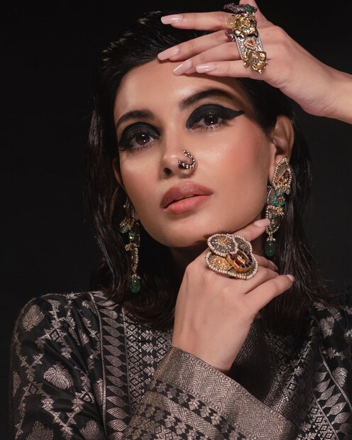 চোখের কায়দা...