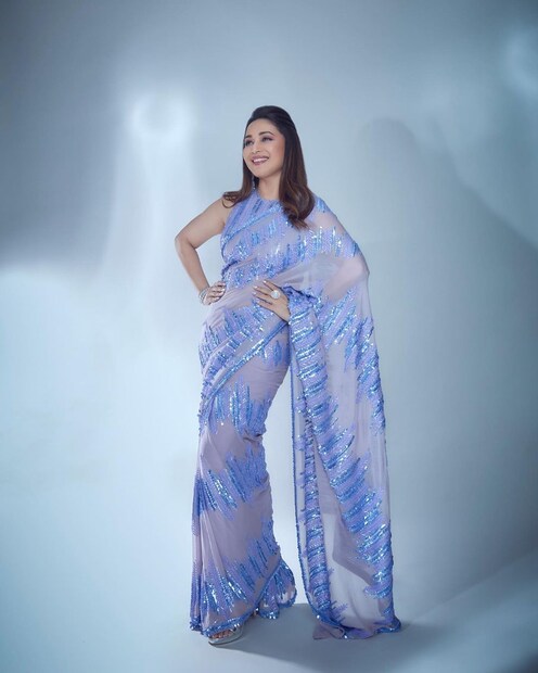 ছবি যেমন হিট, তেমনই ছবির গানও ছিল সুপারহিট৷ প্রযোজক-পরিচালক সুভাষ ঘাইয়ের অন্যতম সফল একটি ছবি৷ এই ছবিতেই মাধুরীকে একজন আন্ডারকভার পুলিশ অফিসারের চরিত্রে দেখা গেছে এবং সঞ্জয় দত্তকে গ্যাংস্টারের চরিত্রে অভিনয় করতে দেখা গেছে৷ 