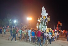 কৃষ্ণনগরের ঐতিহ্য সাং প্রথায় প্রতিমা নিরঞ্জন জলঙ্গি নদীতে
