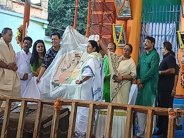 'বাংলার শাড়ি' ব্র‍্যান্ডিং করতে চায় রাজ্য সরকার