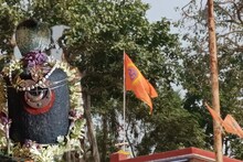 শতাধিক বছর আগে পাতাল ফুঁড়ে উঠেছিল শিবলিঙ্গ! বিশ্বাস-ভক্তিতে আজ‌ও ভক্তের ঢল নামে