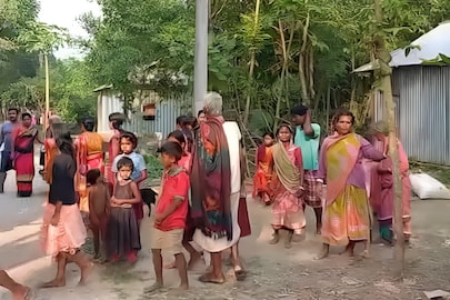 সমস্যায় গ্রামবাসীরা