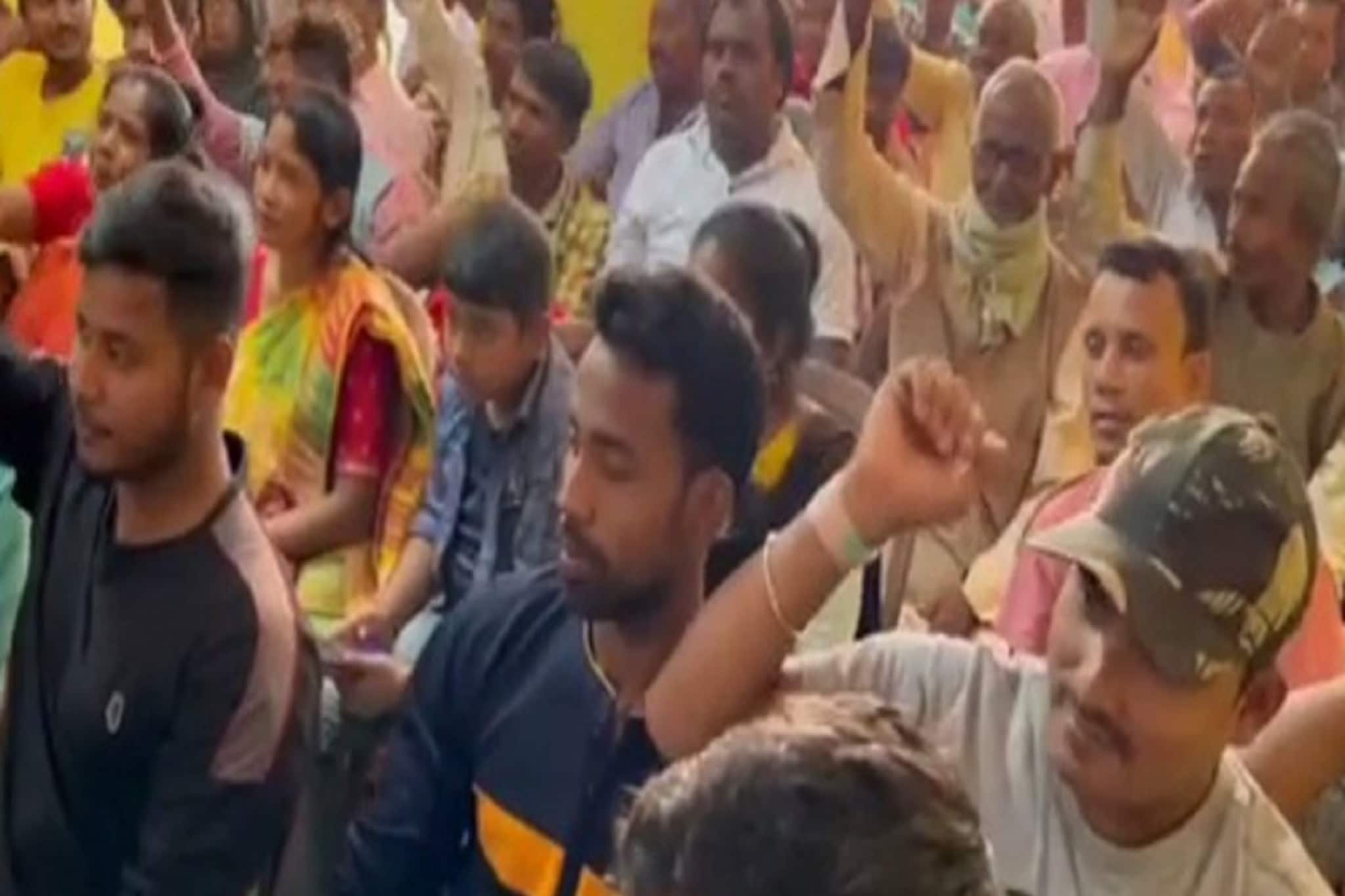 ৬ ডিসেম্বর উত্তরবঙ্গে রেল অবরোধের প্রস্তুতি নিচ্ছে কামতাপুরীরা