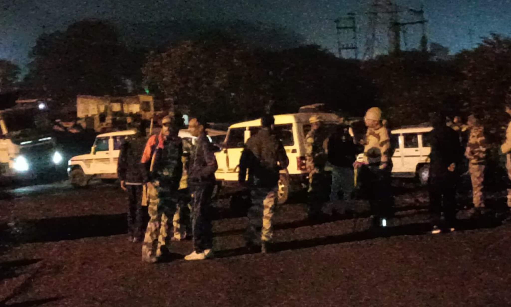 নিরাপত্তা বাহিনীর গুলিতে নিহত চার কয়লা চোর