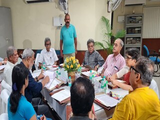 ১৪৪ ধারা জারি হচ্ছে পরীক্ষা কেন্দ্রগুলিতে, প্রাথমিকের টেট নিয়ে ১৬ দফা গাইডলাইন জেলায় জেলায়