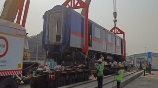 জোকায় রেডি নতুন এসি মেট্রো রেক