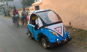 ফেলে