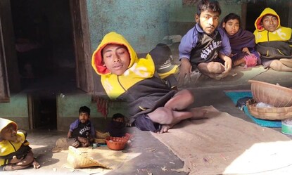 একই পরিবারের বিশেষভাবে সক্ষম তিনজন