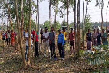 প্রেমিকাকে
