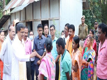 আগে দলীয় কার্যালয় থেকে সরকার চলত, এখন চলে মহাকরণ থেকে: মাণিক সাহা 