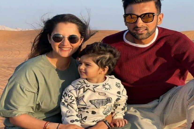 পোস্টারে দেখা যাচ্ছে সানিয়া ও শোয়েব তার কাঁধে হাত রেখে সবুজ দেয়ালের সামনে দাঁড়িয়ে আছেন। একটি জানালা ব্যাকগ্রাউন্ডে বুর্জ খলিফা দেখায়। সানিয়া-শোয়েব যখনই একসঙ্গে সময় কাটান তখনই তাঁরা দুবাইতে থাকেন৷
