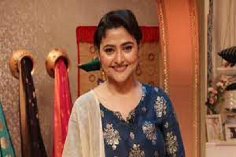 সবাই প্রতিটি মুহূর্তেই ঐন্দ্রিলার সঙ্গে আছেন ঐন্দ্রিলার দ্রুত আরোগ্য কামনা করছেন ৷ মঙ্গলবার রাতে ব্রেন স্ট্রোক হয় ঐন্দ্রিলার।