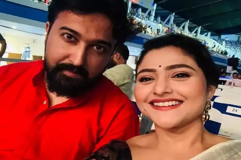 হাওড়ার একটি বেসরকারি হাসপাতালে ভেন্টিলেশনে রয়েছেন অভিনেত্রী। হাসপাতাল সূত্রে খবর, কোমায় চলে গিয়েছেন অভিনেত্রী ৷ ফাইল ছবি ৷