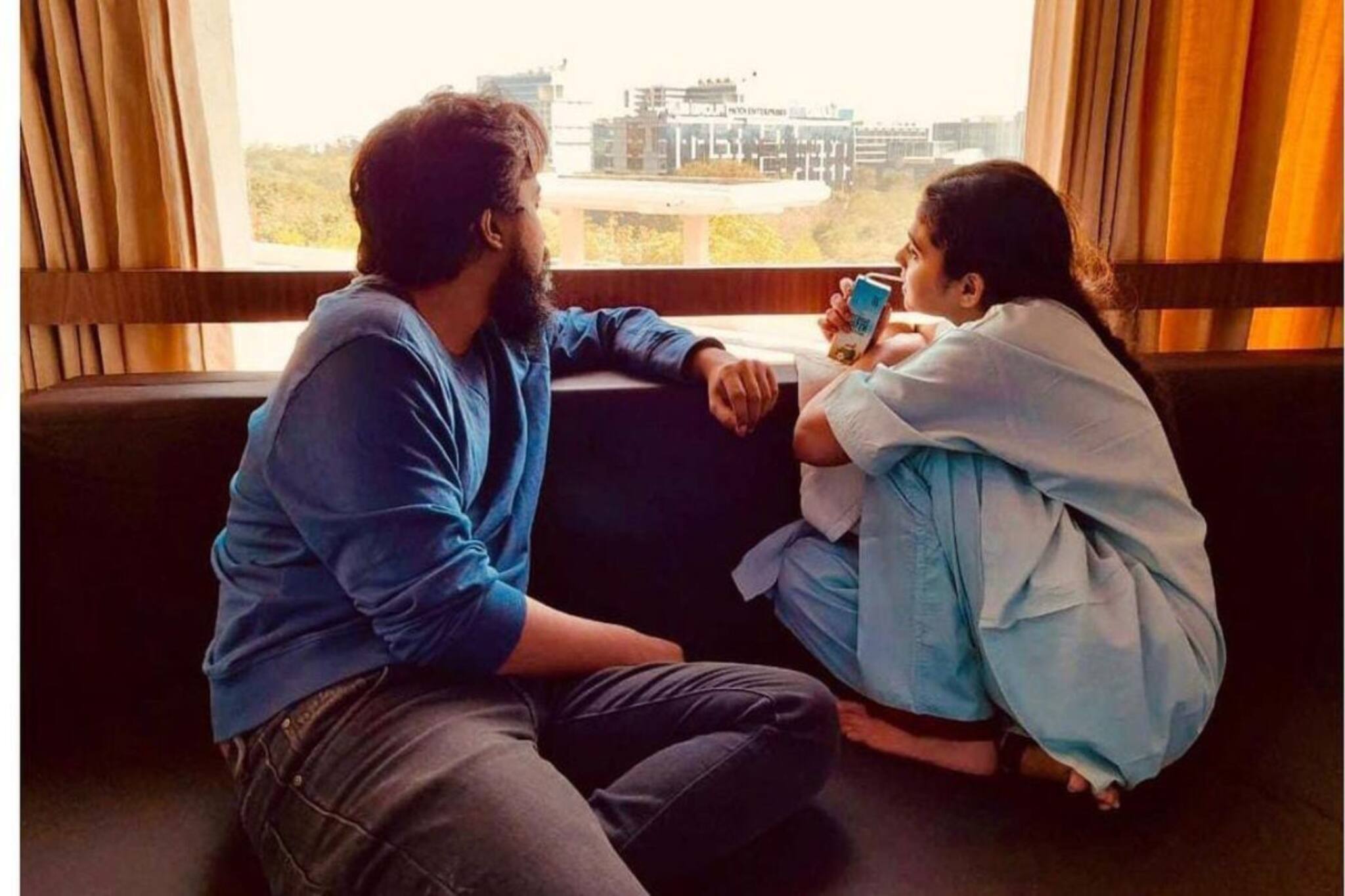 'আরেকটু থাকতে দাও ওকে..', সব্যসাচীর সঙ্গে সত্যিই 'আরেকটু'ই থেকে গেলেন ঐন্দ্রিলা!