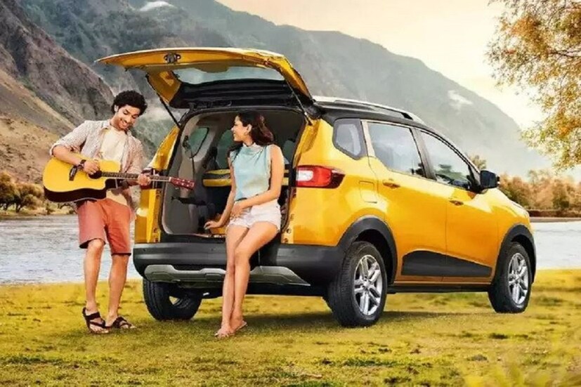 Renault Triber এর ট্রেন্ডি লুক এবং ফিচারের জন্য পছন্দ করা হয়। এছাড়াও গাড়ির দামও এটিকে বিশেষ করে তোলে। Renault Triber-এর বেস মডেলের এক্স-শোরুম দাম ৫,৯১,৮০০ টাকা, আর টপ মডেলের দাম ৮,৫০,৮০০ টাকা।