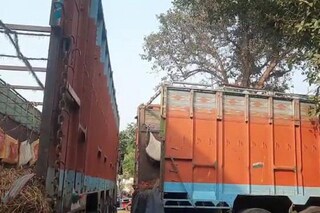 এই লরিতেই উদ্ধার হয় ৭৮টি গরু